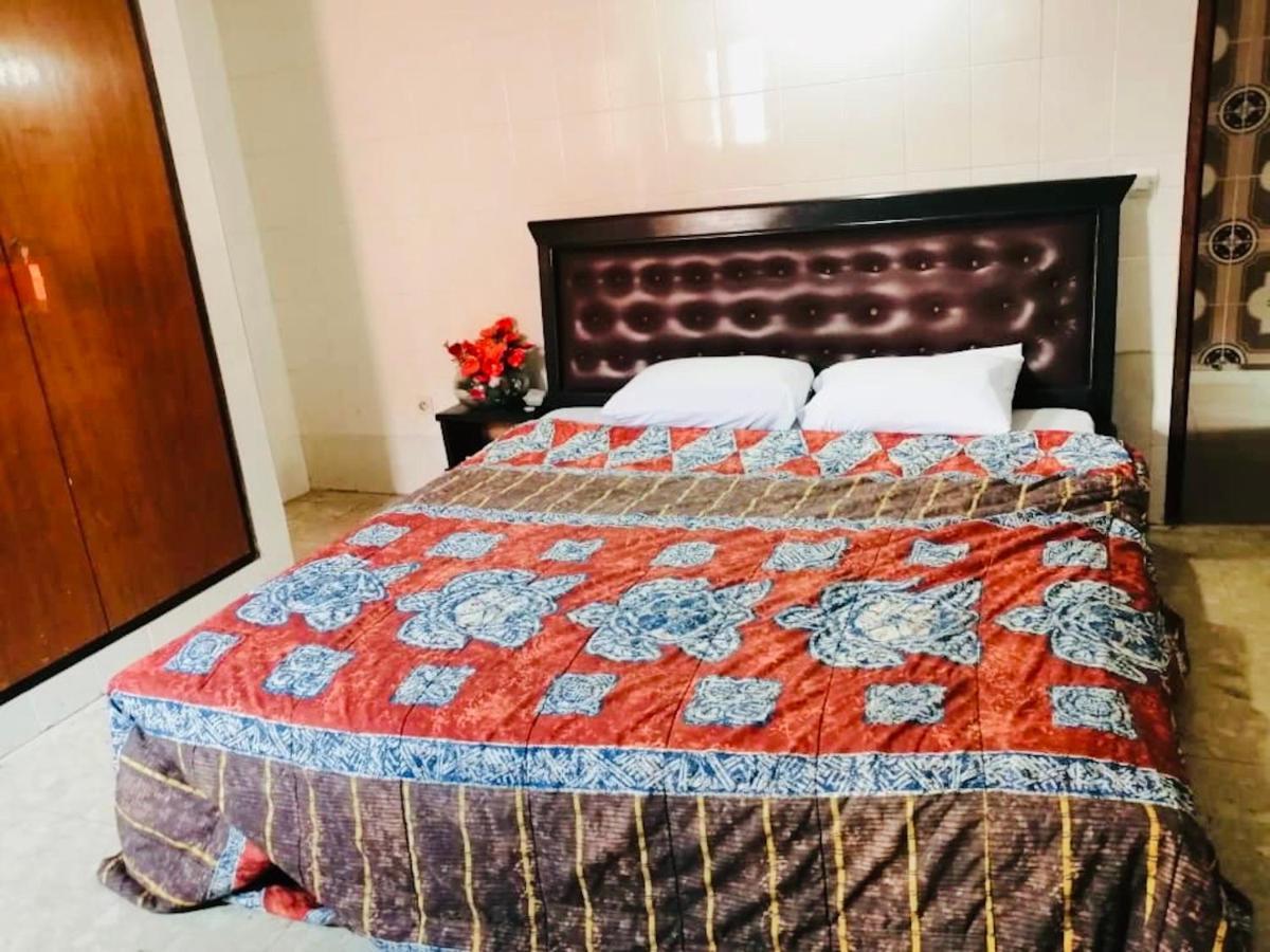Residence Bethany Palace Abidjan Buitenkant foto