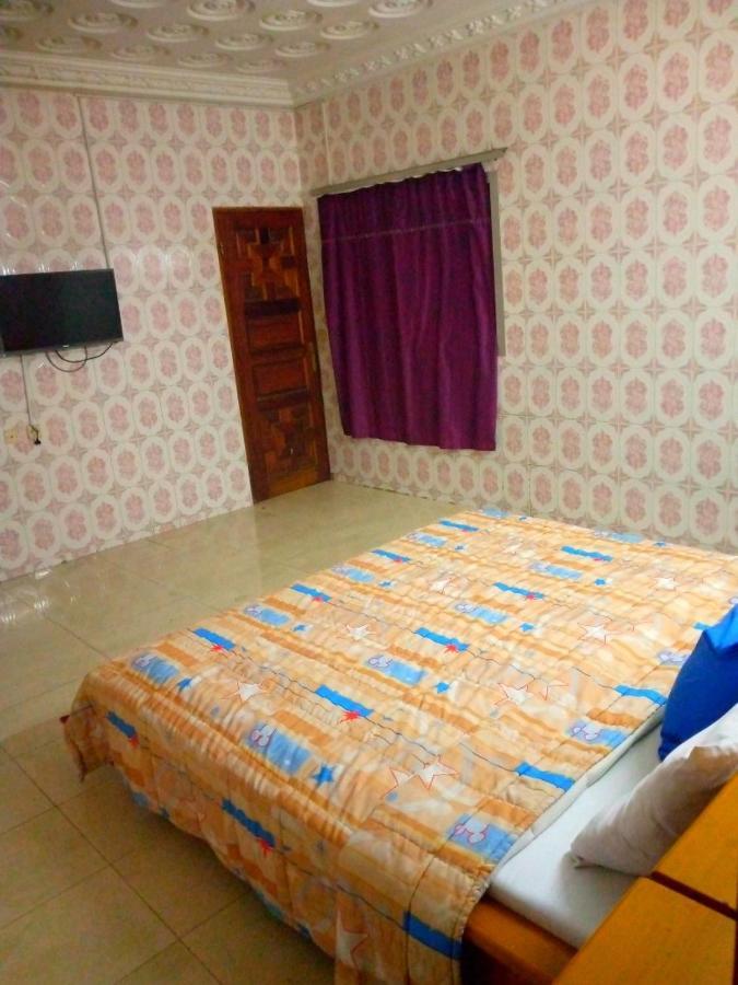 Residence Bethany Palace Abidjan Buitenkant foto