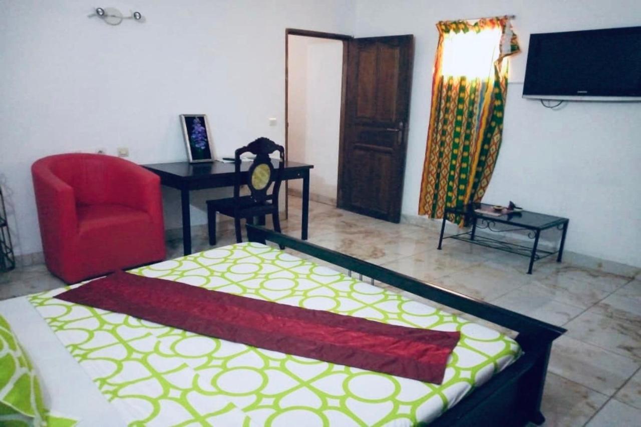 Residence Bethany Palace Abidjan Buitenkant foto