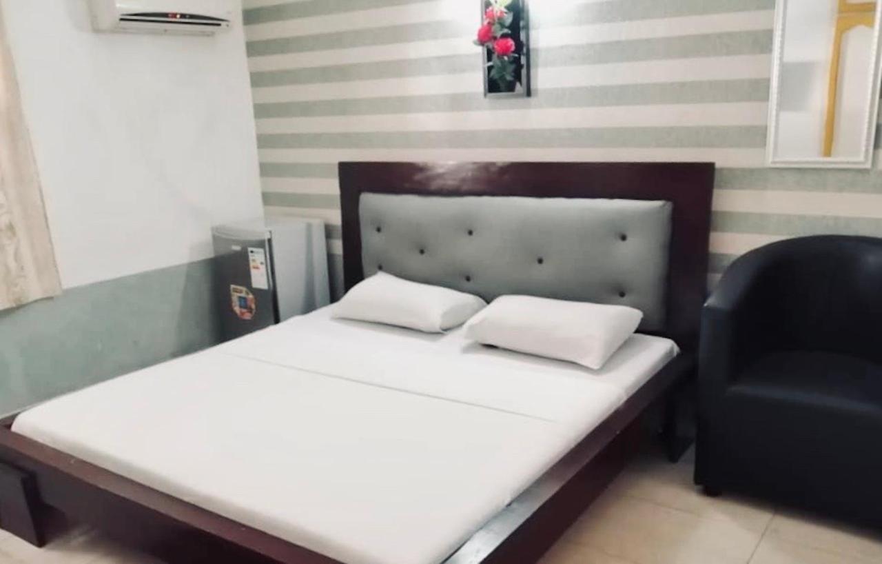 Residence Bethany Palace Abidjan Buitenkant foto