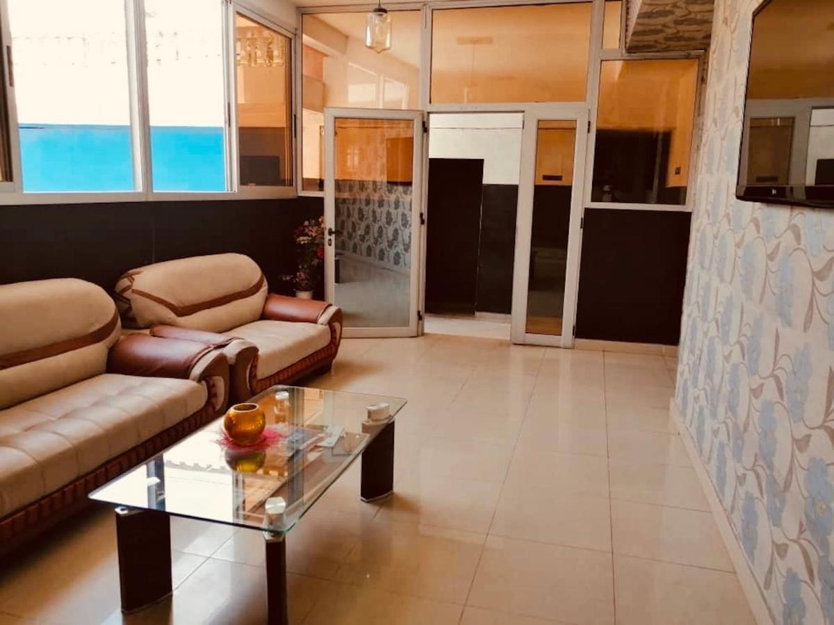 Residence Bethany Palace Abidjan Buitenkant foto