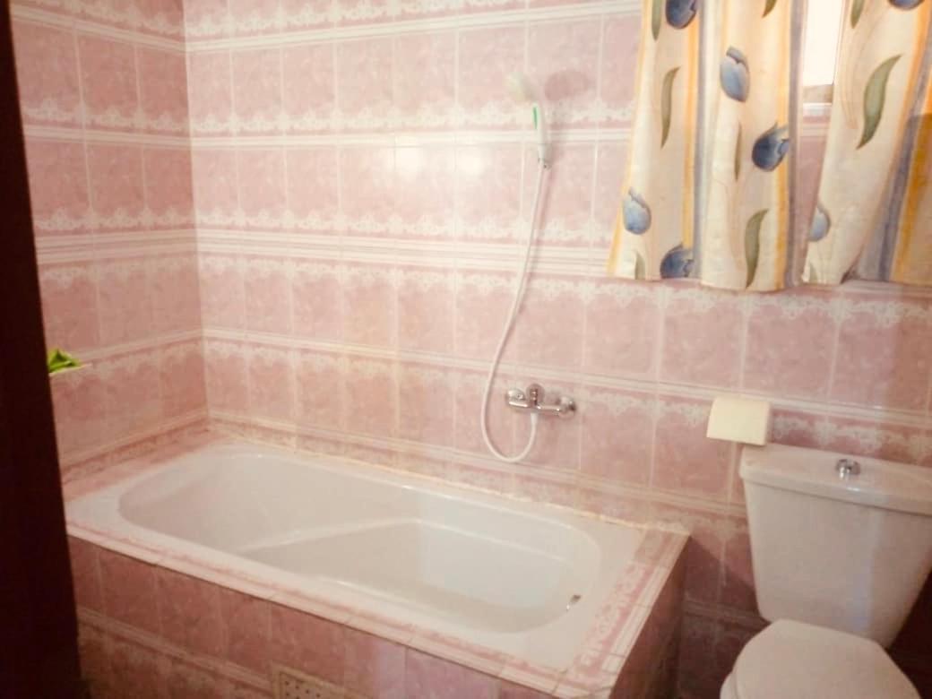 Residence Bethany Palace Abidjan Buitenkant foto